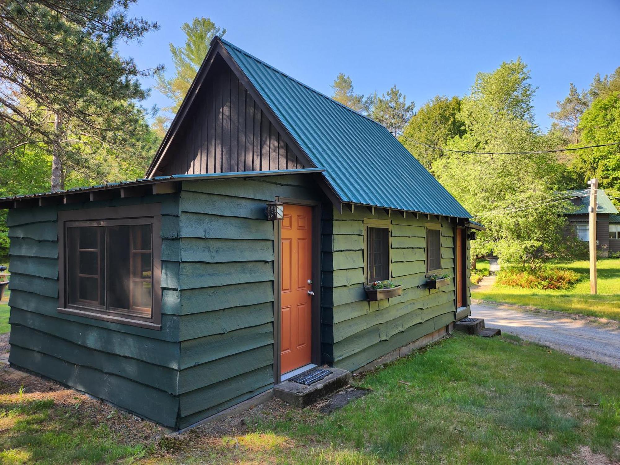 Moreno'S Adirondack Cabins Саранак-Лейк Екстер'єр фото