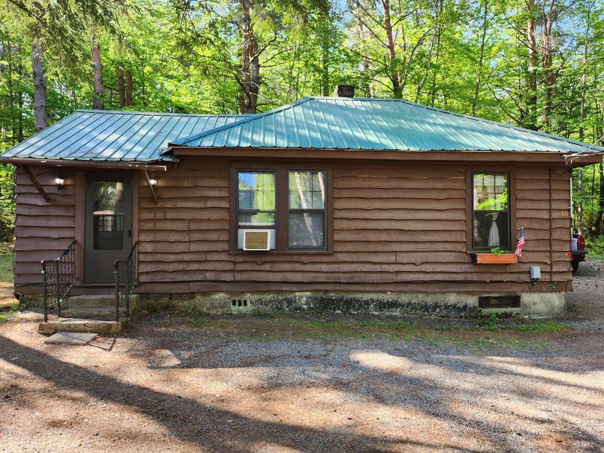 Moreno'S Adirondack Cabins Саранак-Лейк Екстер'єр фото