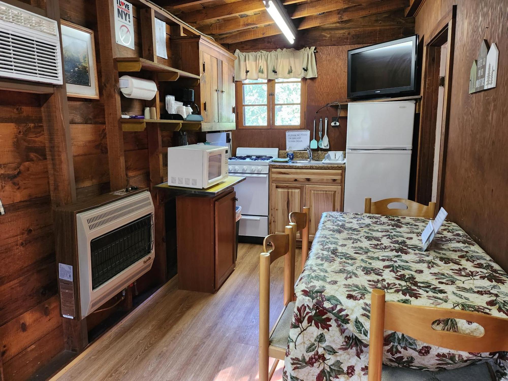 Moreno'S Adirondack Cabins Саранак-Лейк Екстер'єр фото